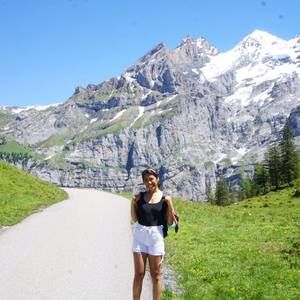 Meet your Posher, Angela